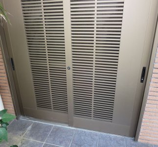 玄関 引戸 TOSTEM MIWA SL83 引違戸錠 交換 宜野湾市