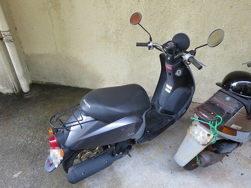 ホンダの原付トゥデイのメットインに鍵を閉じ込めた 宜野湾市