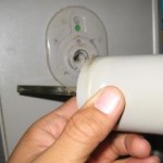 OMNI　トイレ・浴室表示錠を交換（宜野湾市）