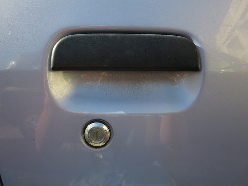 プレオ　運転席ドアの鍵穴