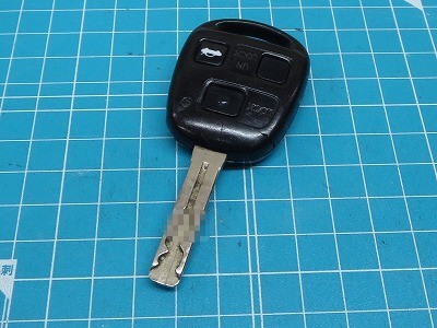 トヨタ　セルシオのイモビライザーキーの合鍵を作製しました