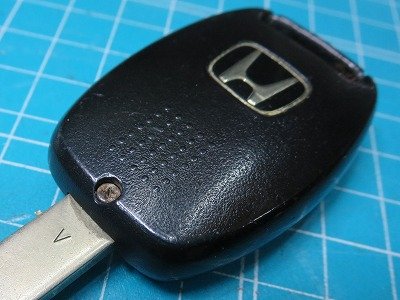 ホンダ　エリシオン　純正キー　V印