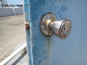アルファ　円筒錠　交換（宜野湾市）