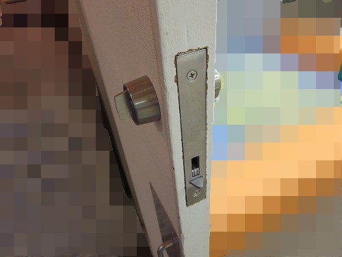 錠前取付後　戸先